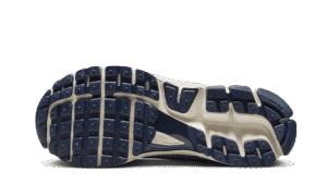 Zoom Vomero 5 Pure Platinum Laser Orange