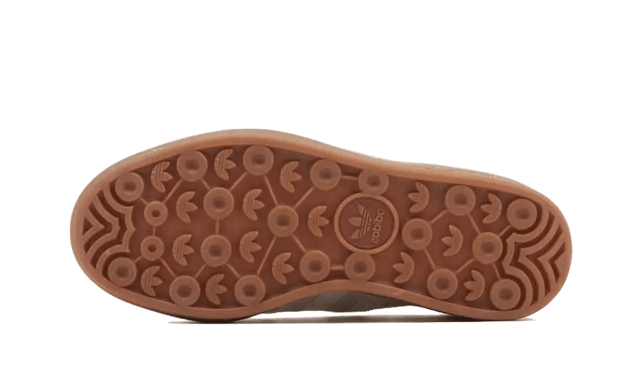 Gazelle Bold Wonder White Clear Sky