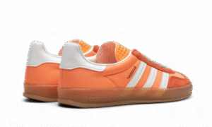 Gazelle Indoor Beam Orange