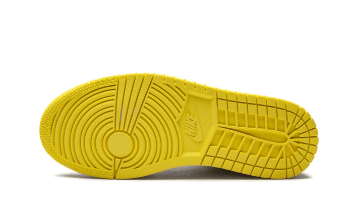 Air Jordan 1 Mid SE Voltage Yellow