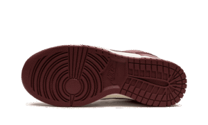 Dunk Low PRM Team Red