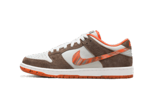 SB Dunk Low Crushed D.C.